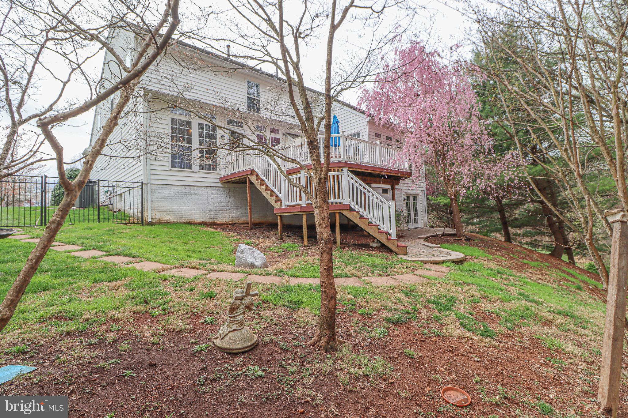 PERRY HALL - Residential