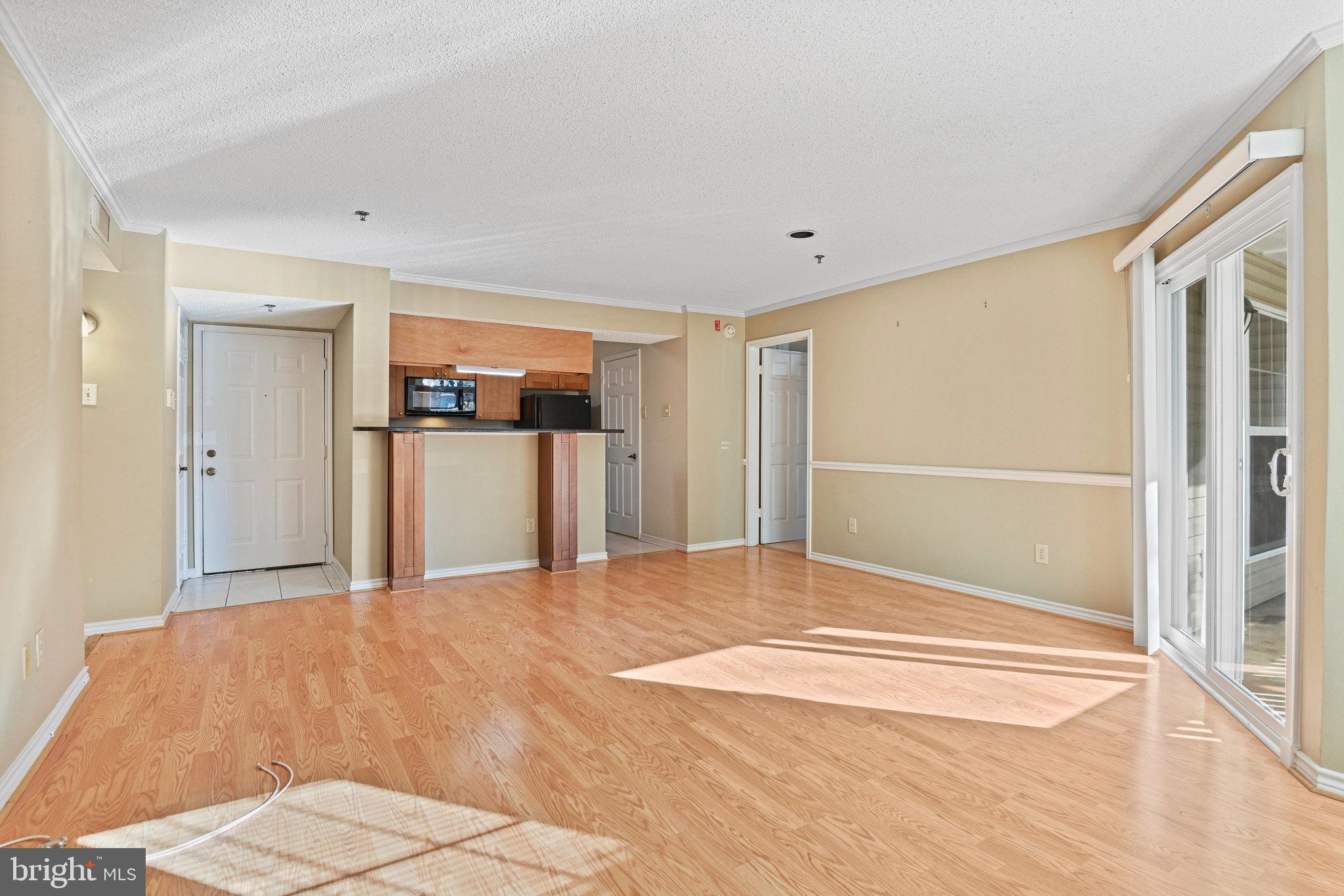 FOUNTAINS AT MCLEAN - Residential Lease