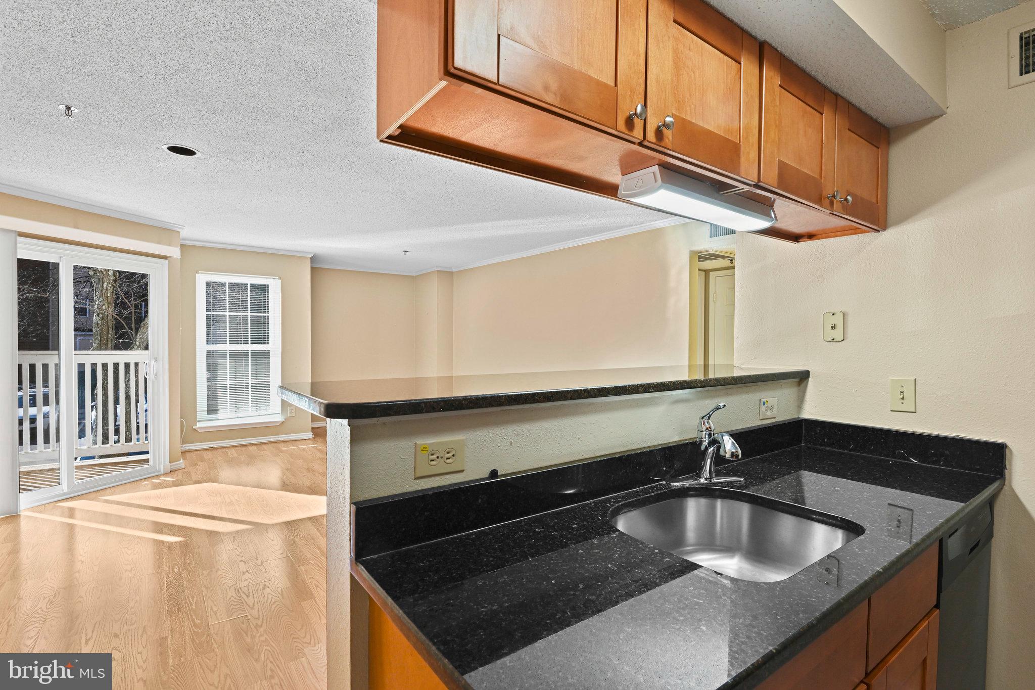 FOUNTAINS AT MCLEAN - Residential Lease