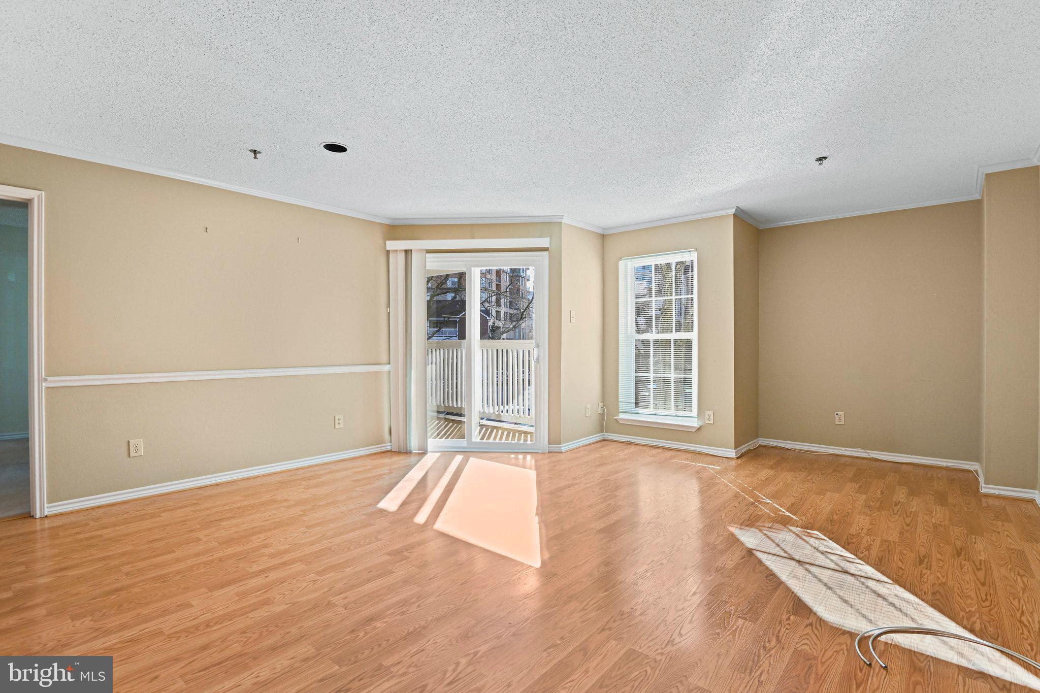 FOUNTAINS AT MCLEAN - Residential Lease