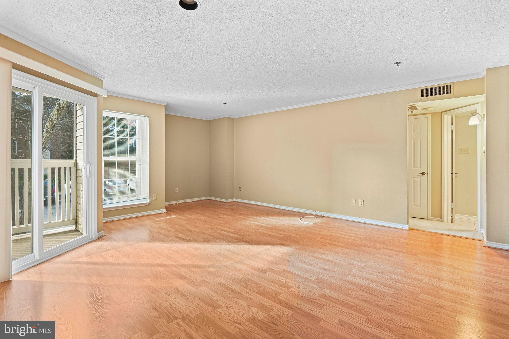 FOUNTAINS AT MCLEAN - Residential Lease