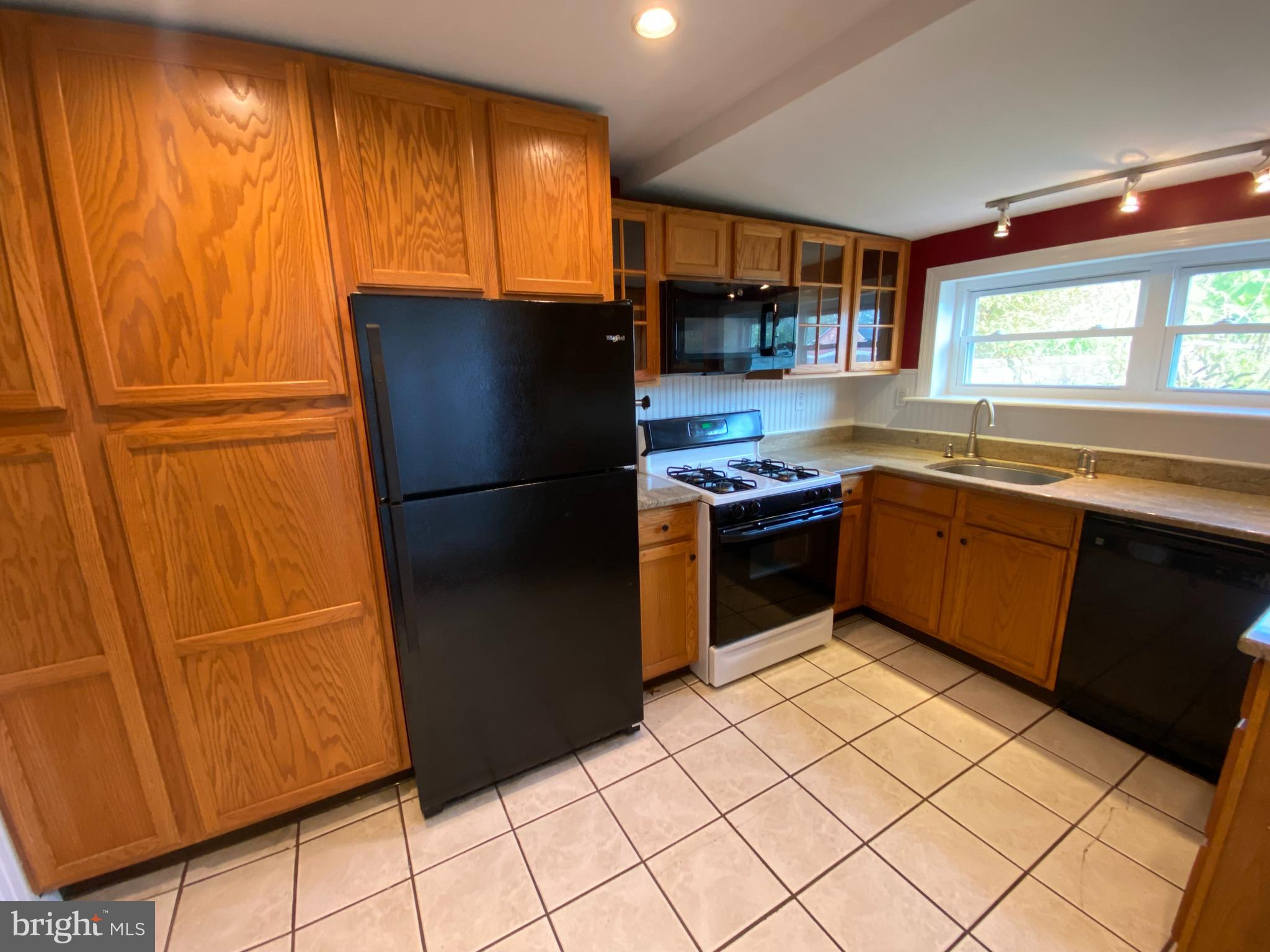 CONSHOHOCKEN - Residential Lease