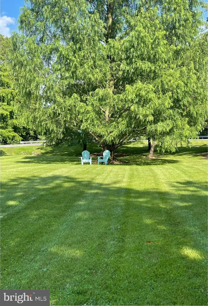 2 WHITCRAFT DRIVE