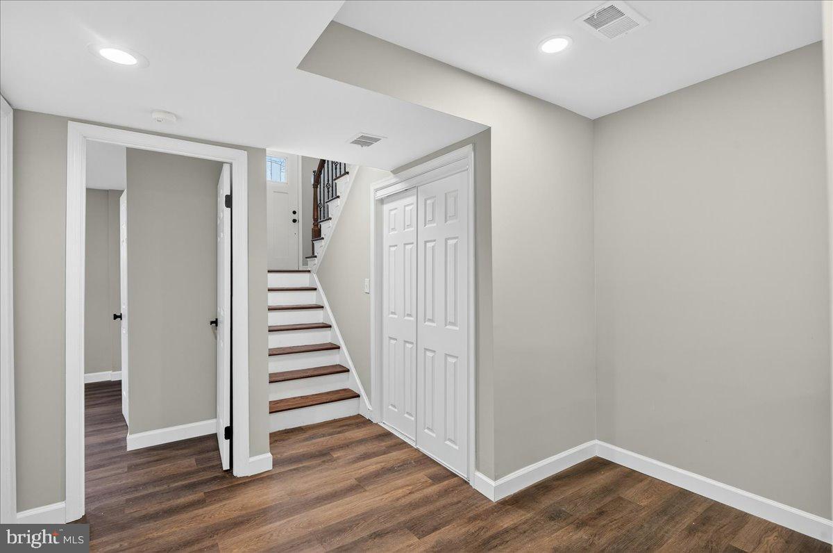 LAYTON COURT (MEWS) - Residential