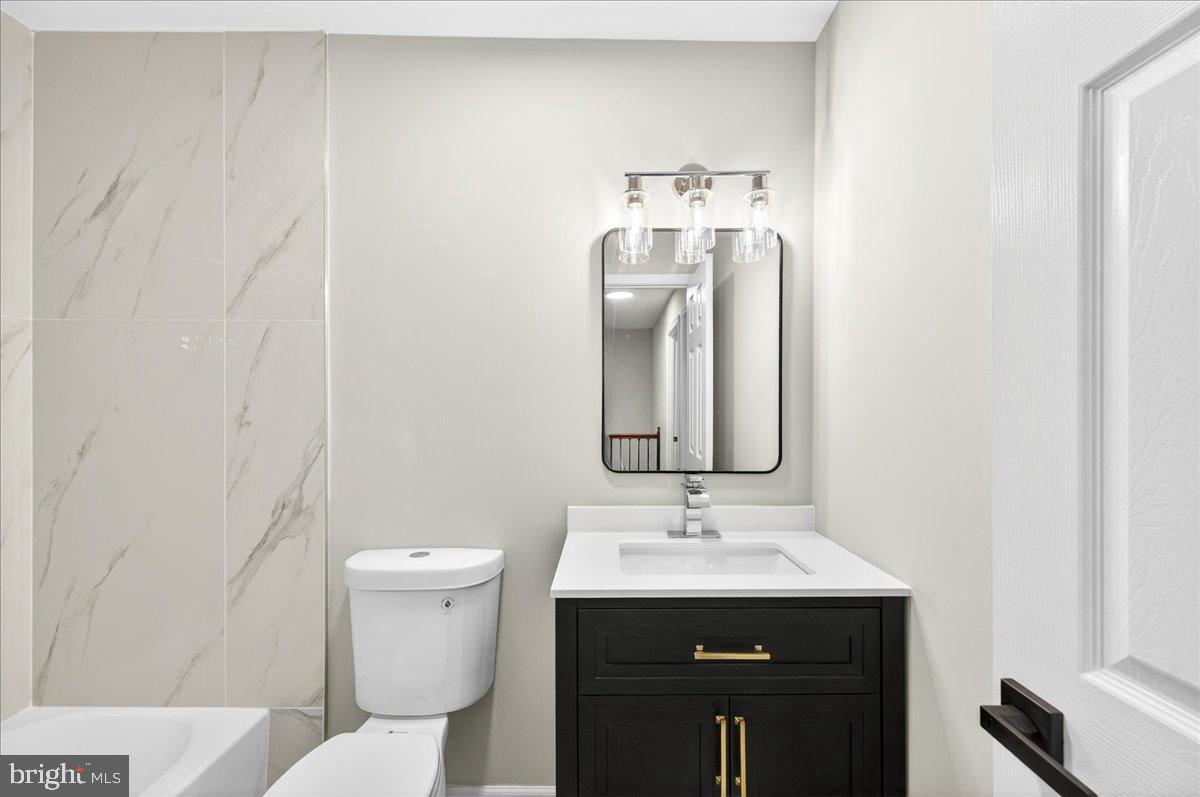 LAYTON COURT (MEWS) - Residential