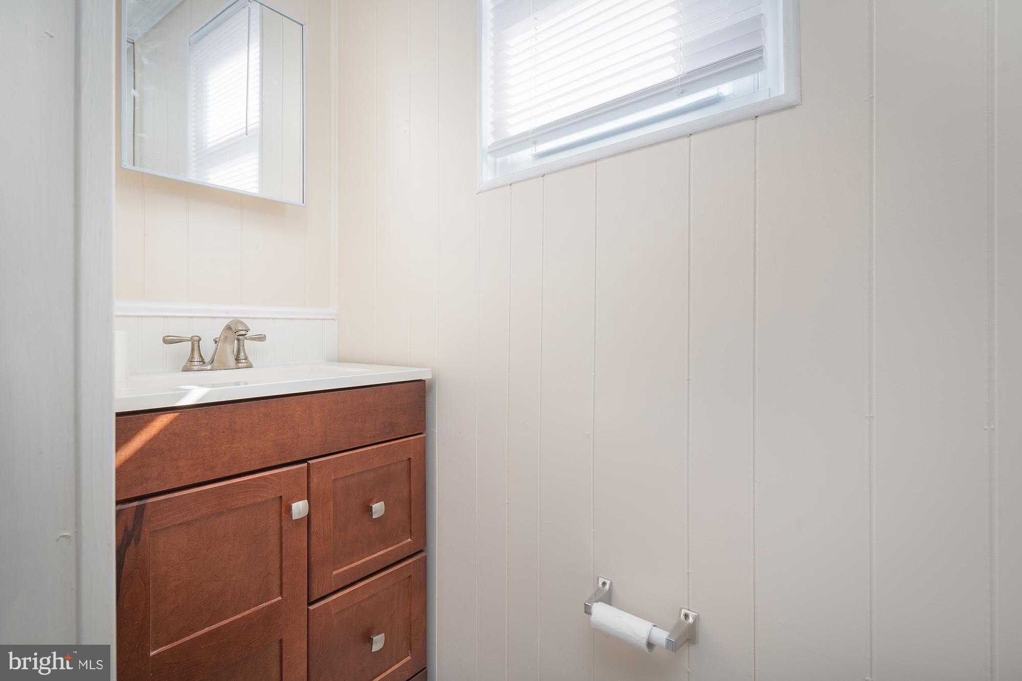 NORWOOD PARK - Residential Lease