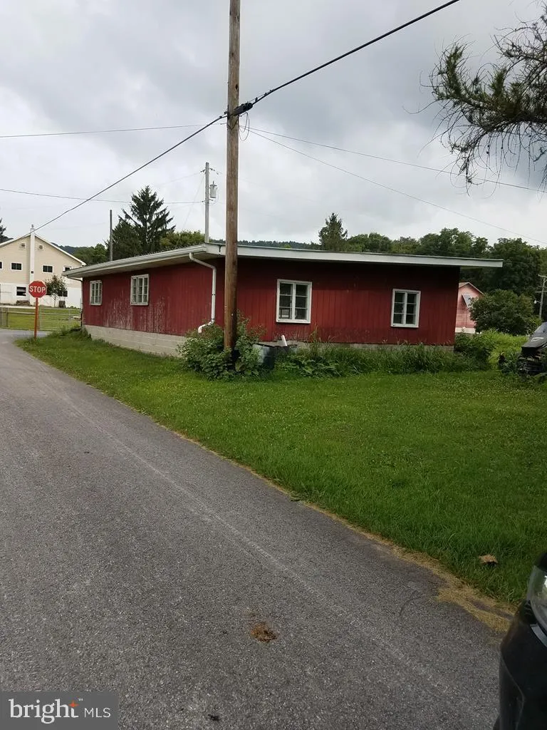 147 Madisonburg Pike, Madisonburg, PA 16852