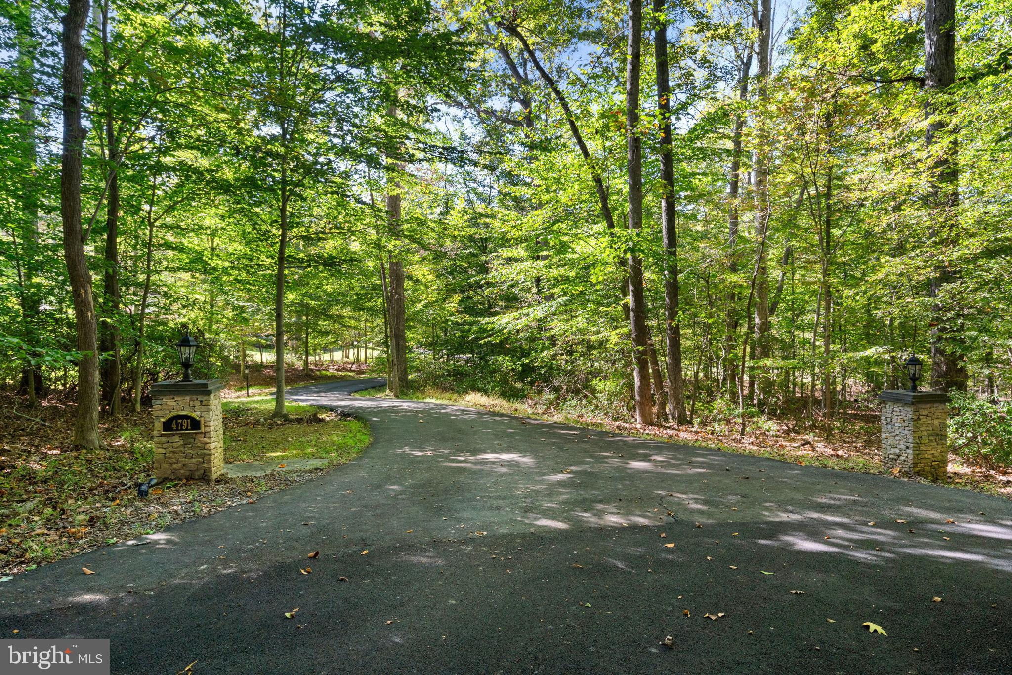 OCCOQUAN OVERLOOK - Residential