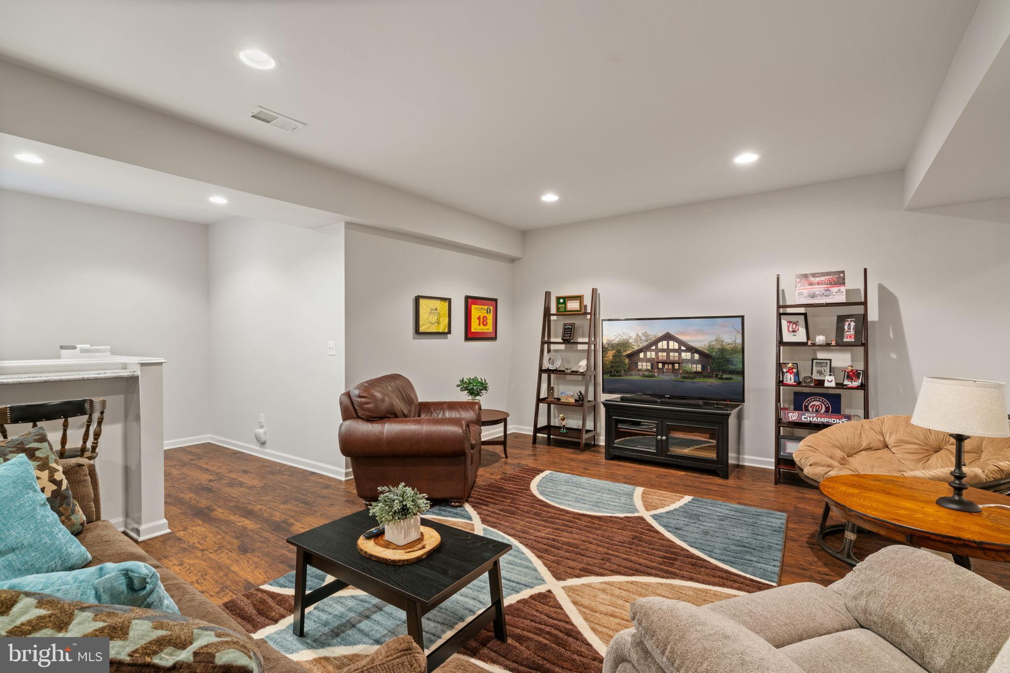 OCCOQUAN OVERLOOK - Residential