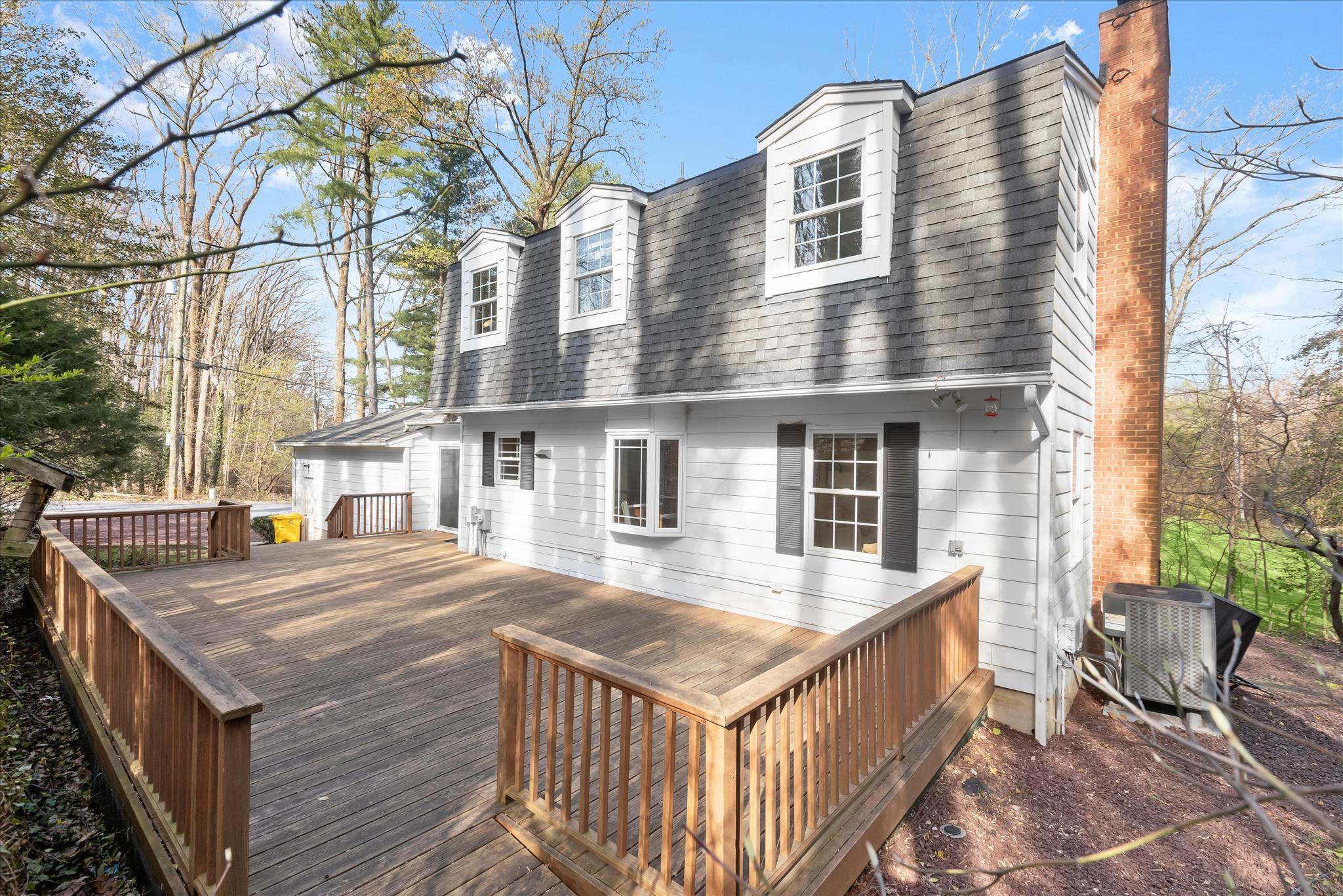 NORTH SHORE - Residential