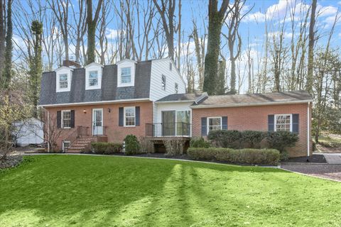 Homes For Sale - 326 Edgewater Road<br/> PASADENA, MD 21122