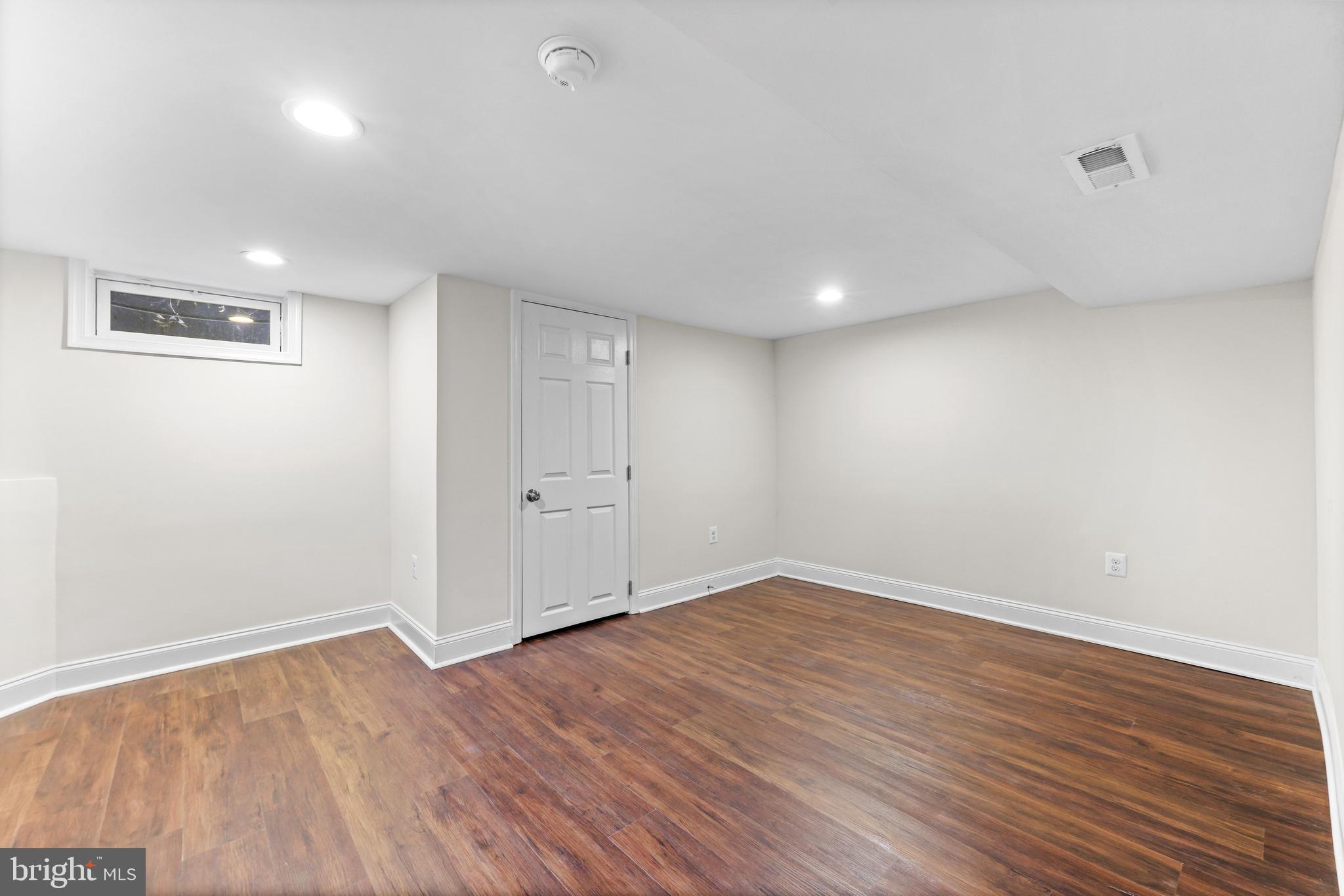 ROLAND PARK - Residential