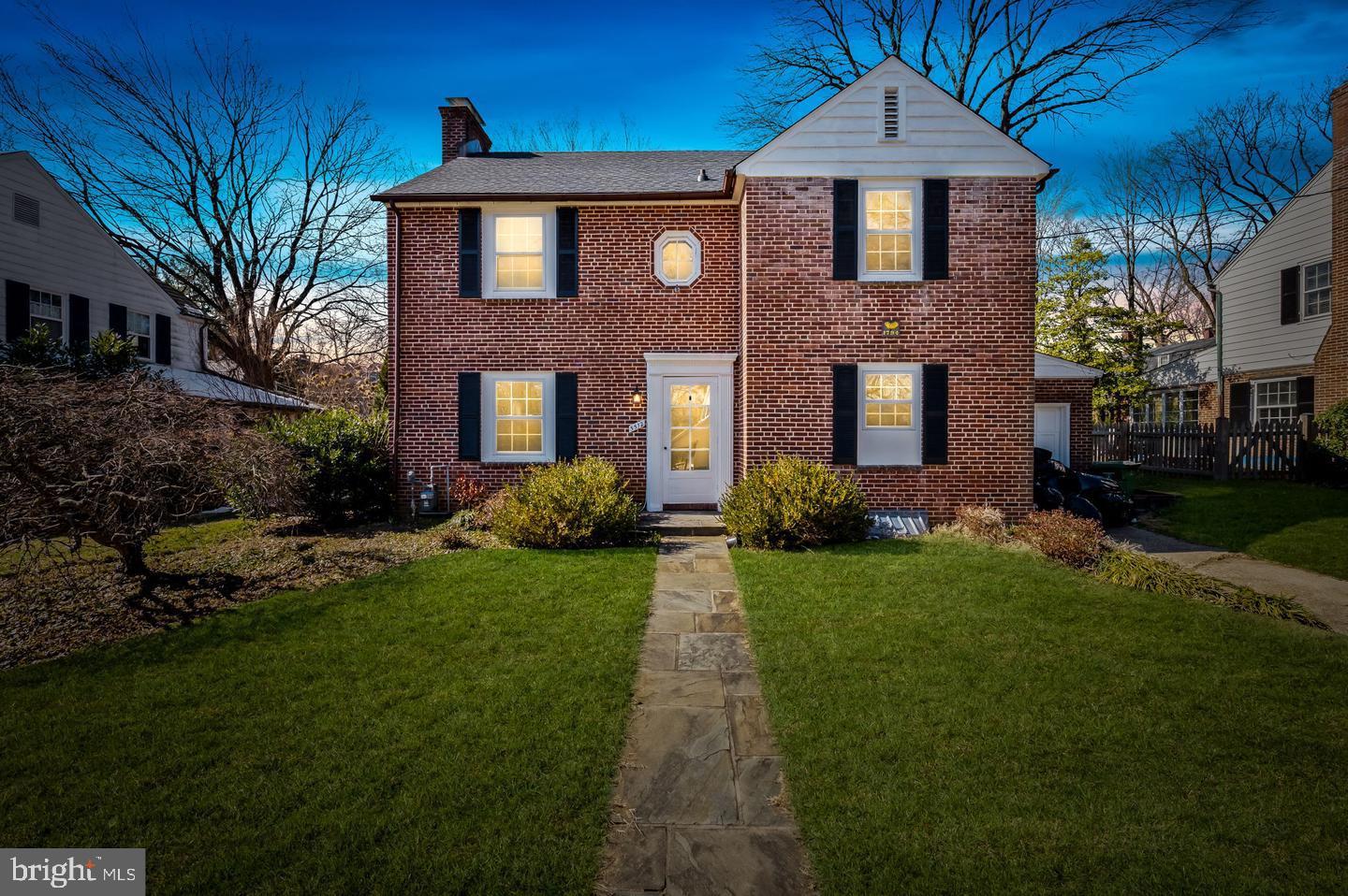 ROLAND PARK - Residential