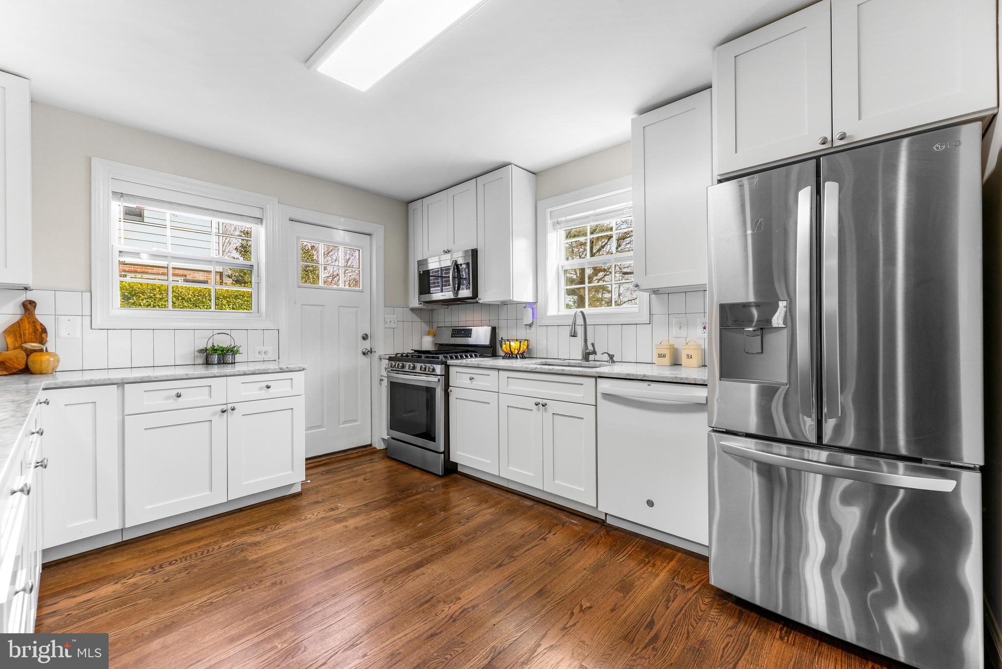 ROLAND PARK - Residential