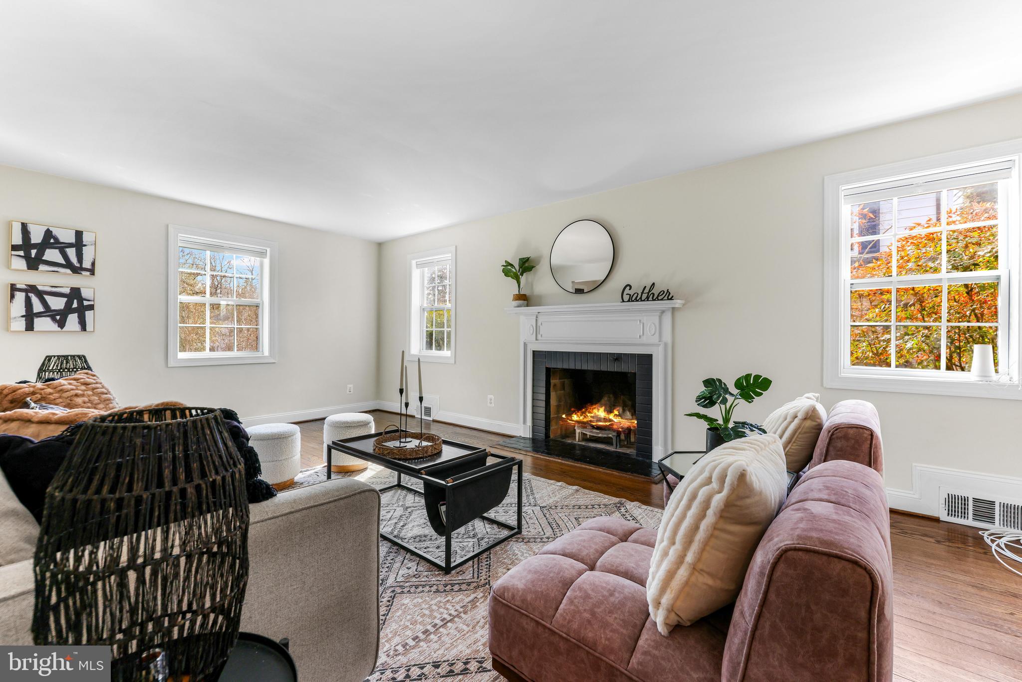 ROLAND PARK - Residential