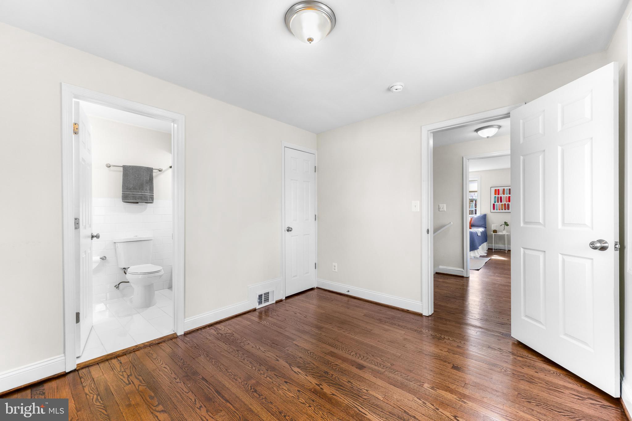 ROLAND PARK - Residential