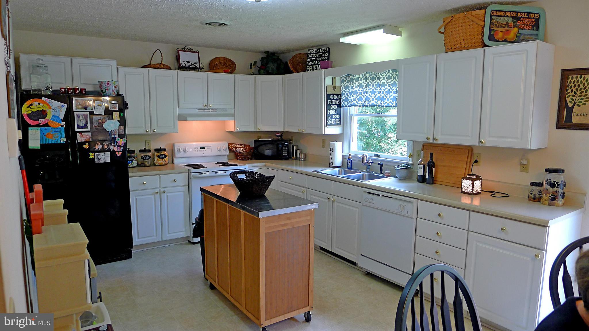 FORT HILL FARMS - Residential