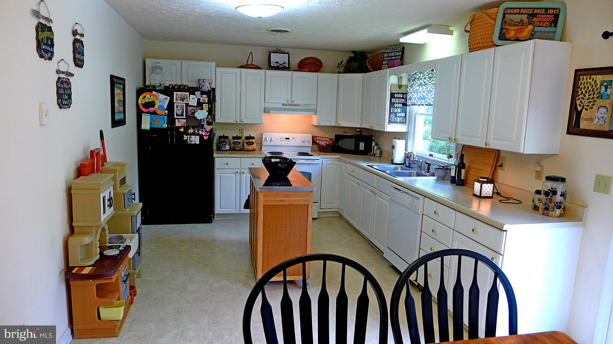 FORT HILL FARMS - Residential