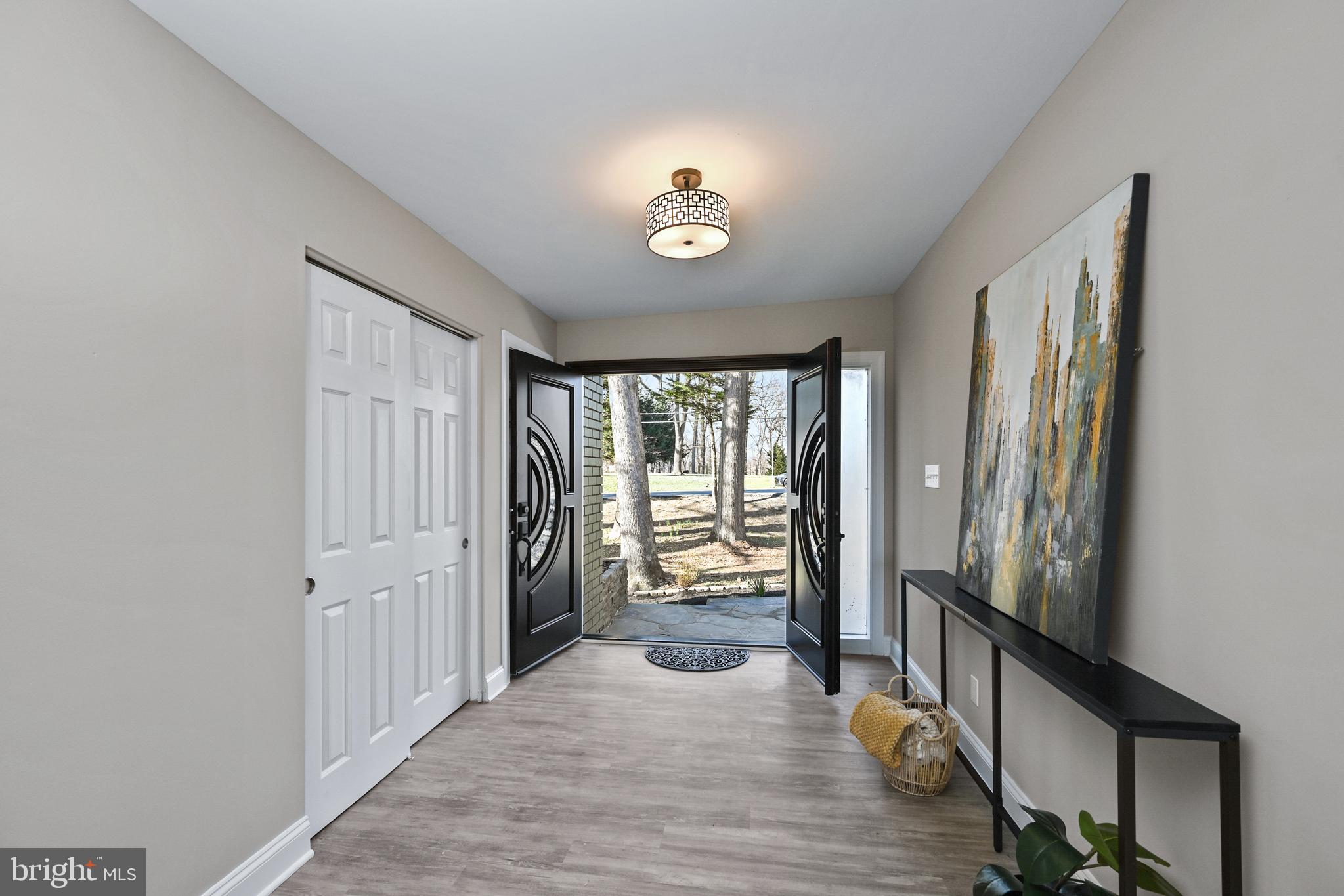 OLD COURT GARDENS - Residential