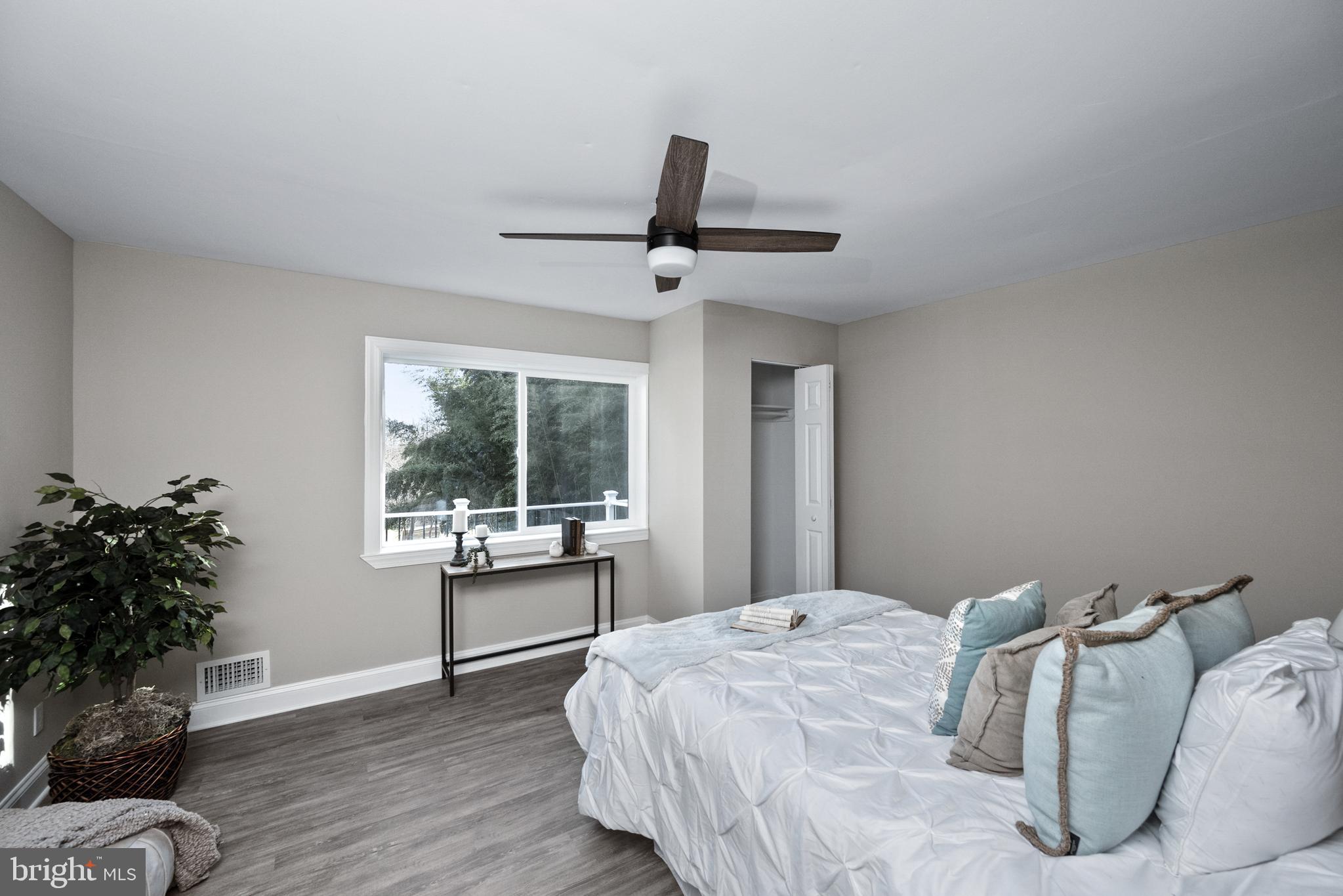 OLD COURT GARDENS - Residential