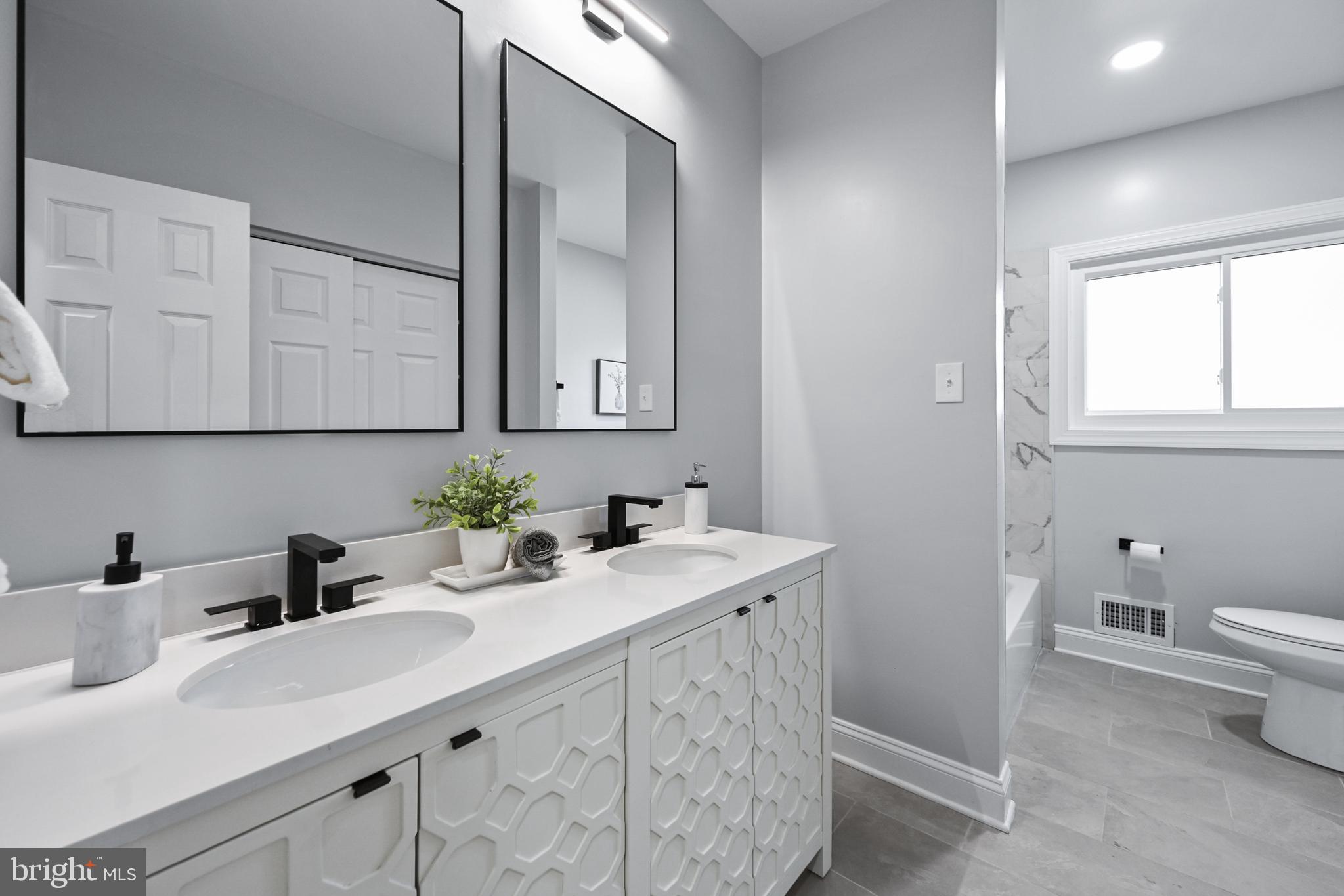 OLD COURT GARDENS - Residential