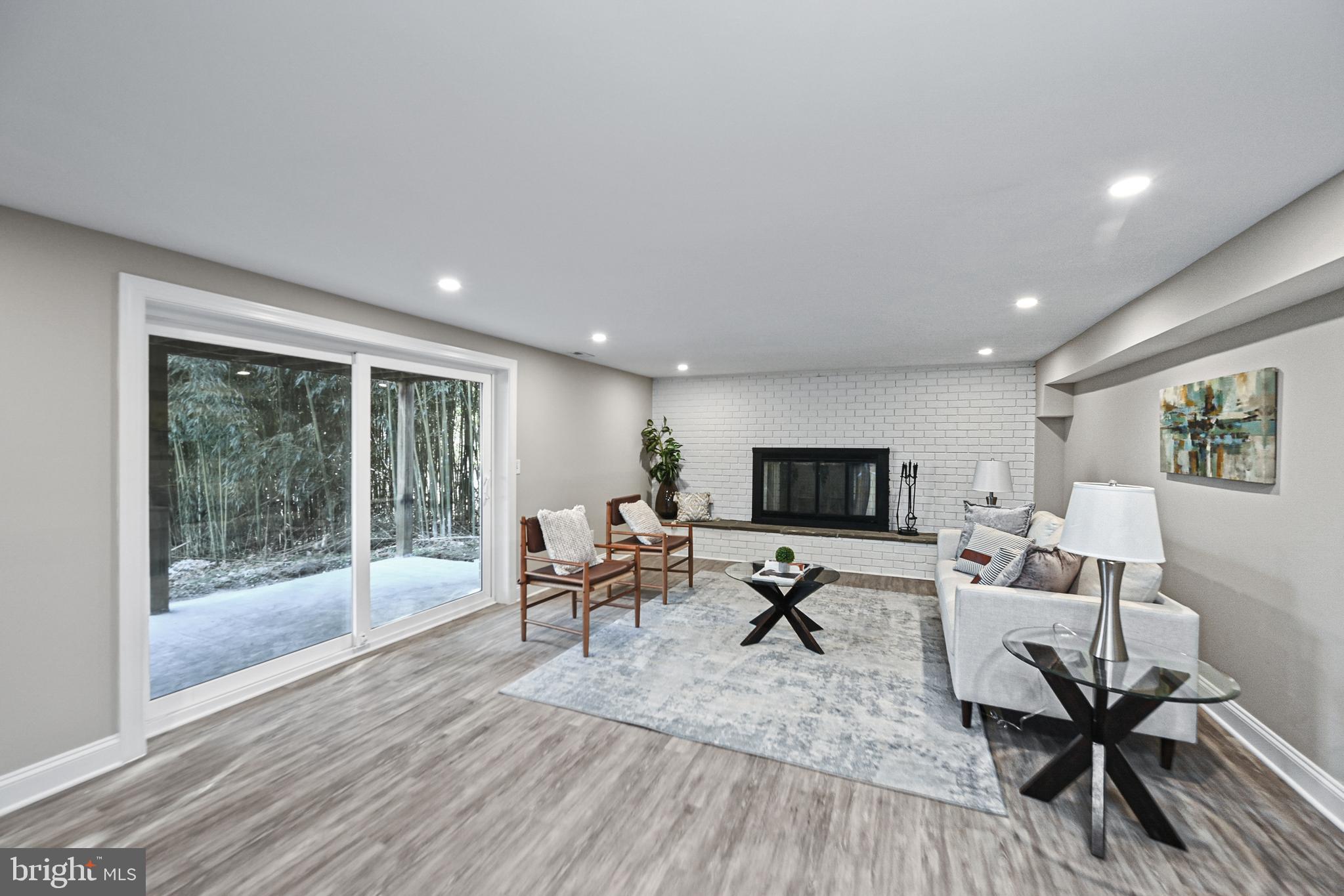 OLD COURT GARDENS - Residential