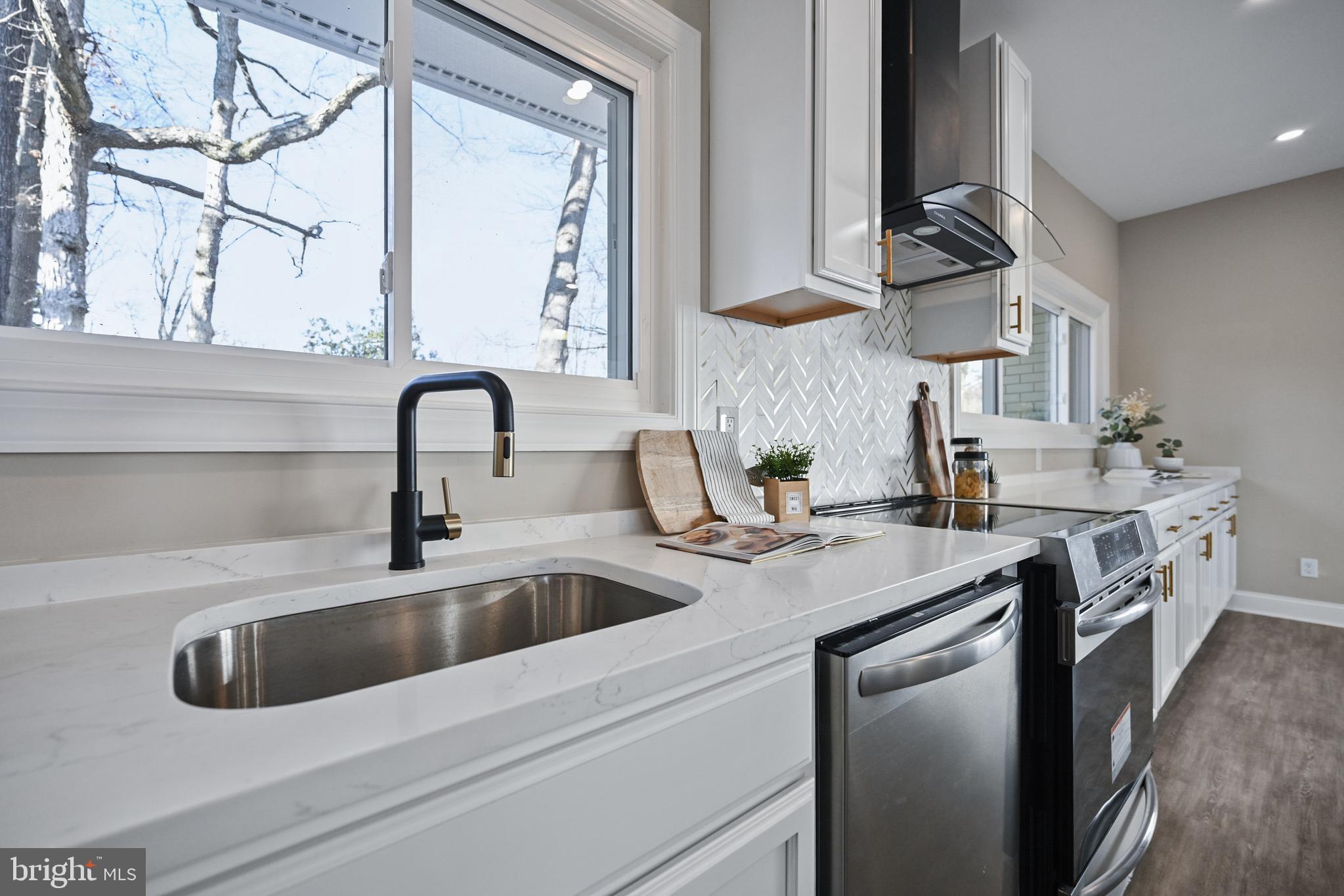 OLD COURT GARDENS - Residential