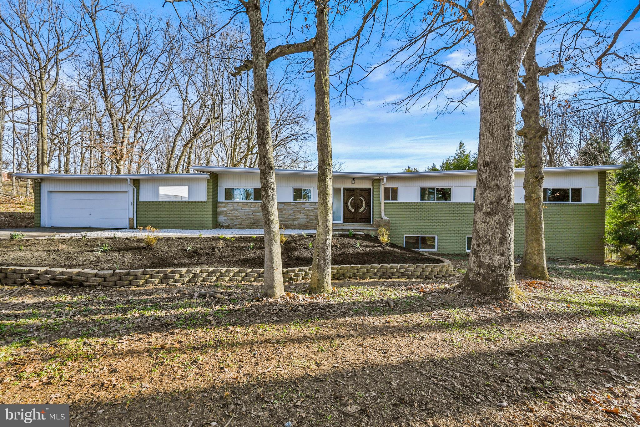 OLD COURT GARDENS - Residential