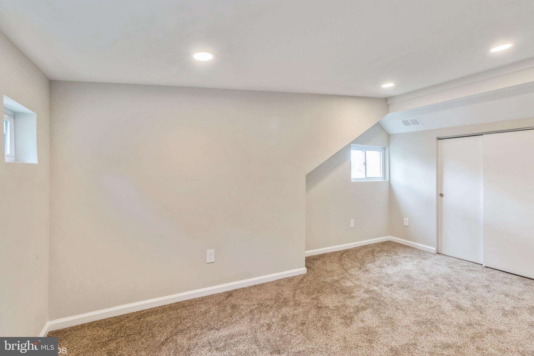 SPEEDWAY - Residential