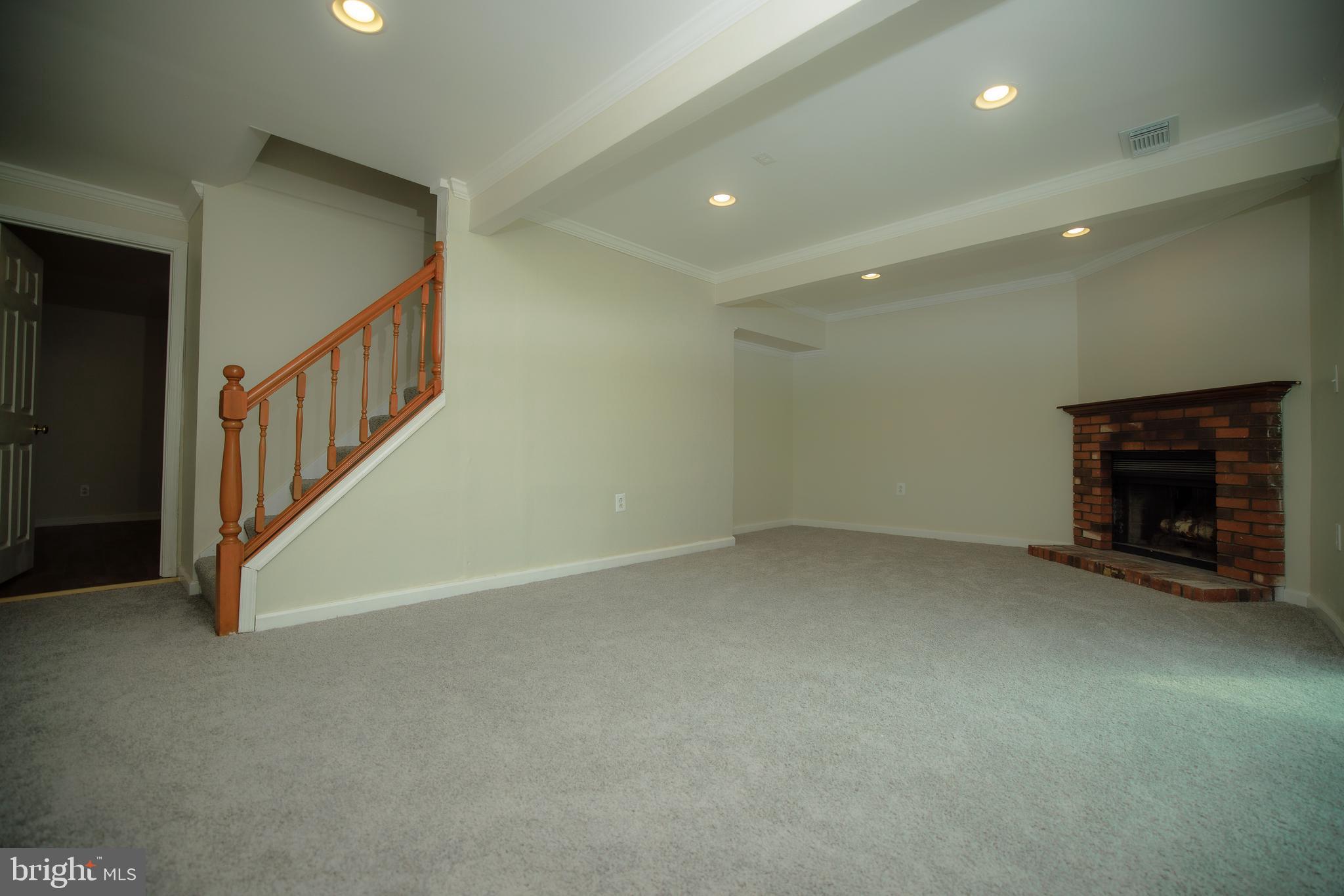 SILVER SPRING STATION - Residential