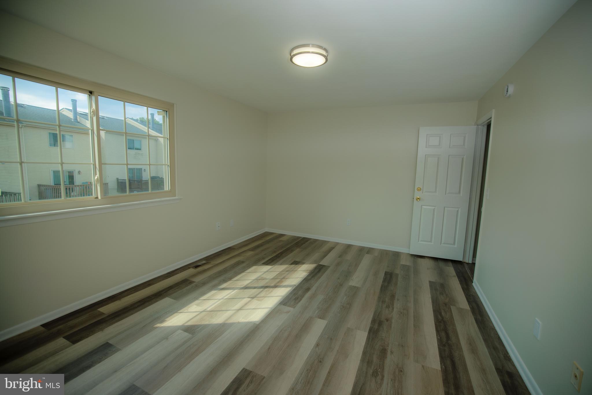 SILVER SPRING STATION - Residential