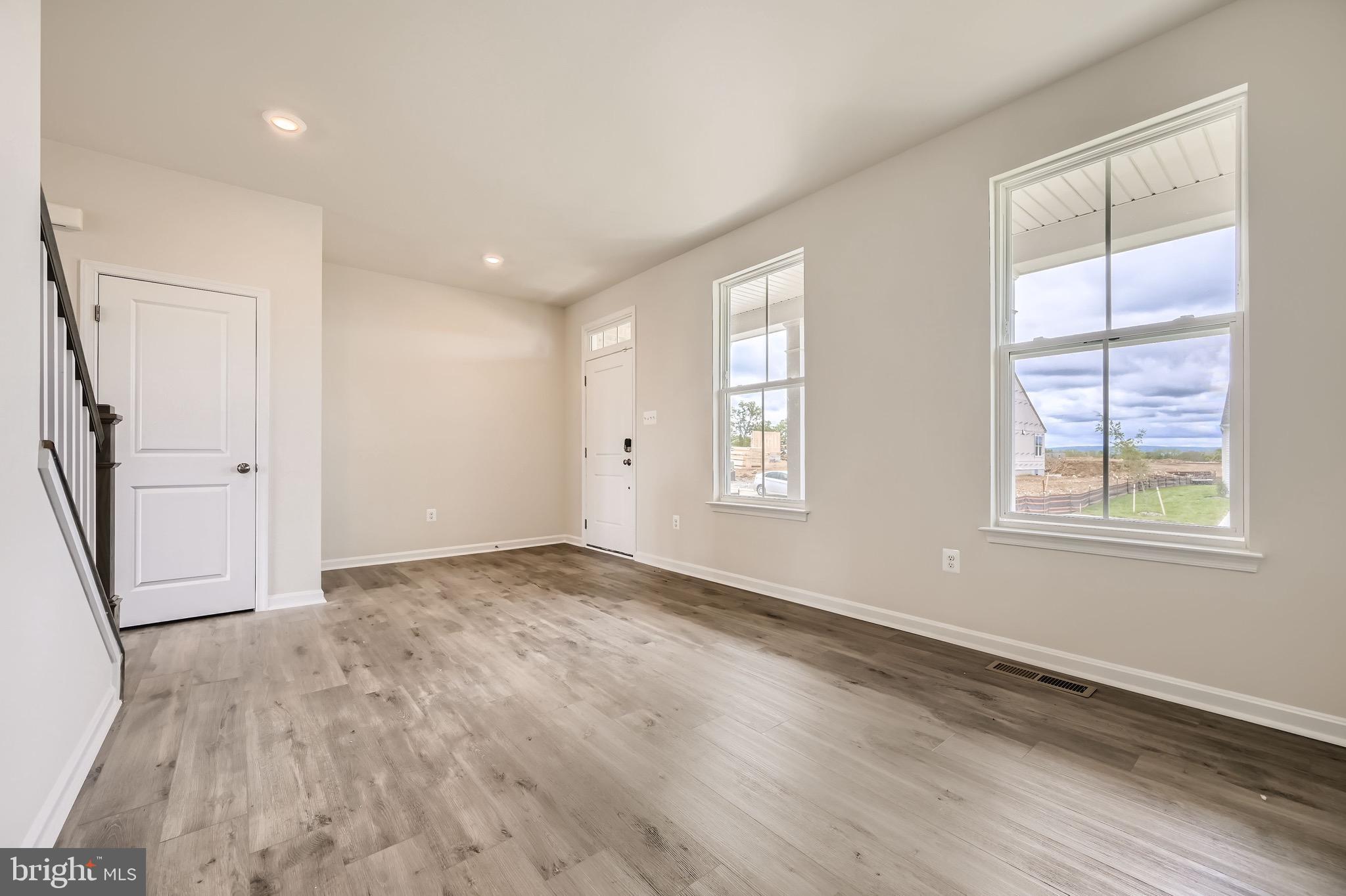 SHENANDOAH SPRINGS - Residential