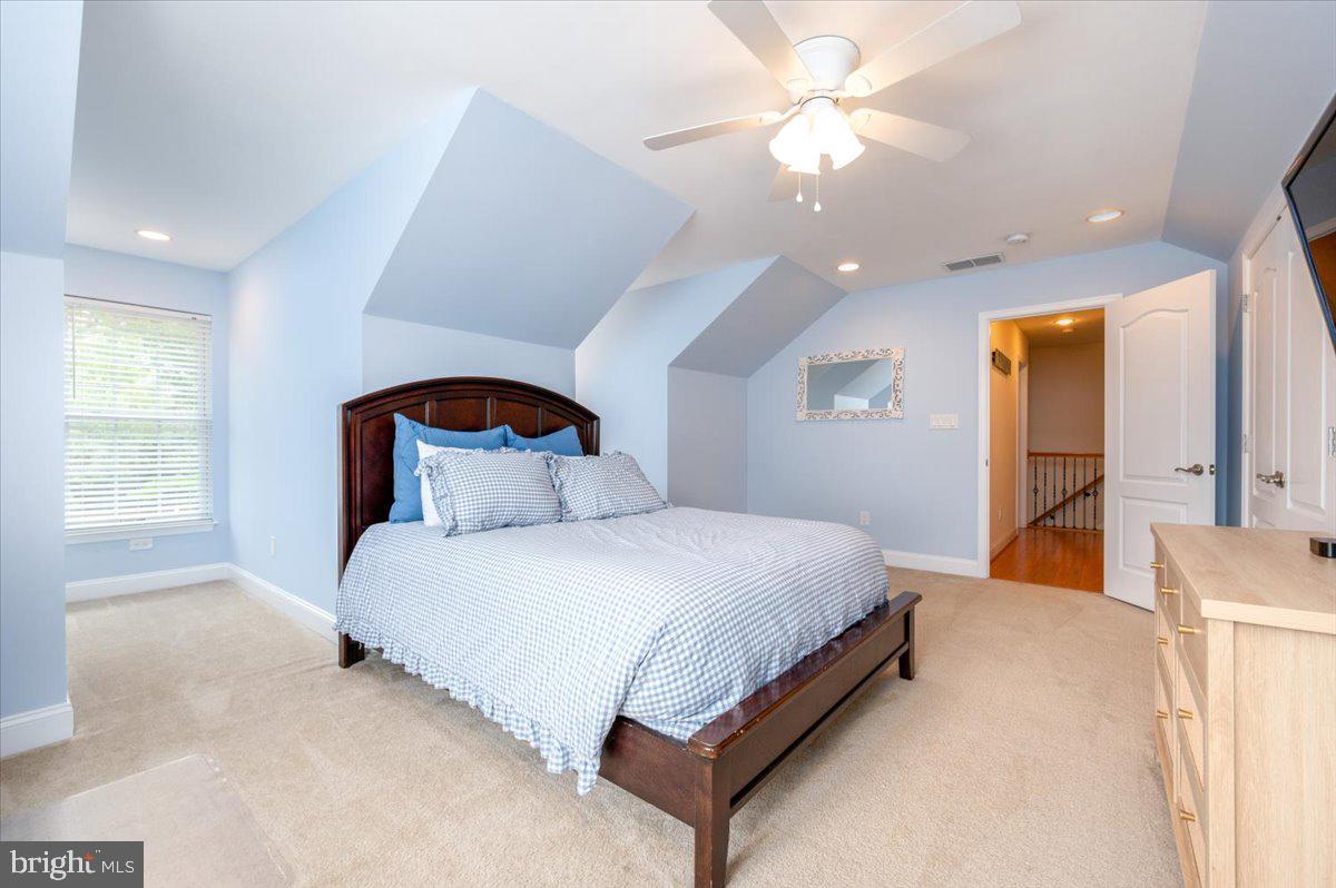 CARROLLTON MANOR - Residential