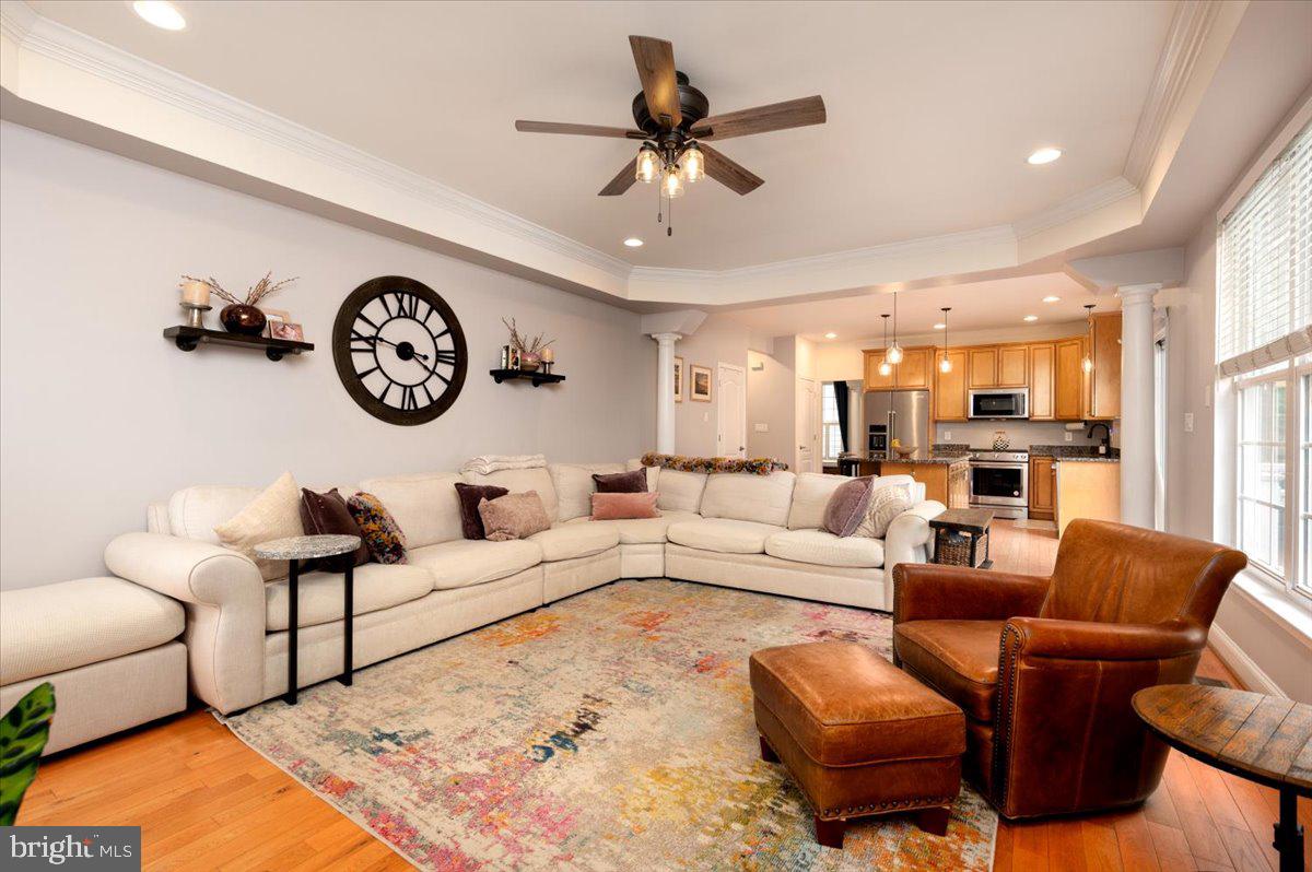 CARROLLTON MANOR - Residential