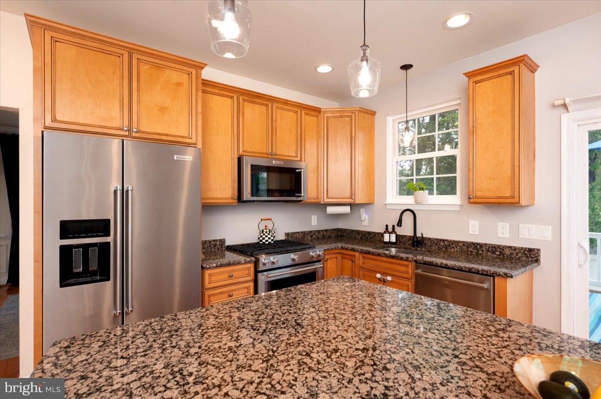 CARROLLTON MANOR - Residential