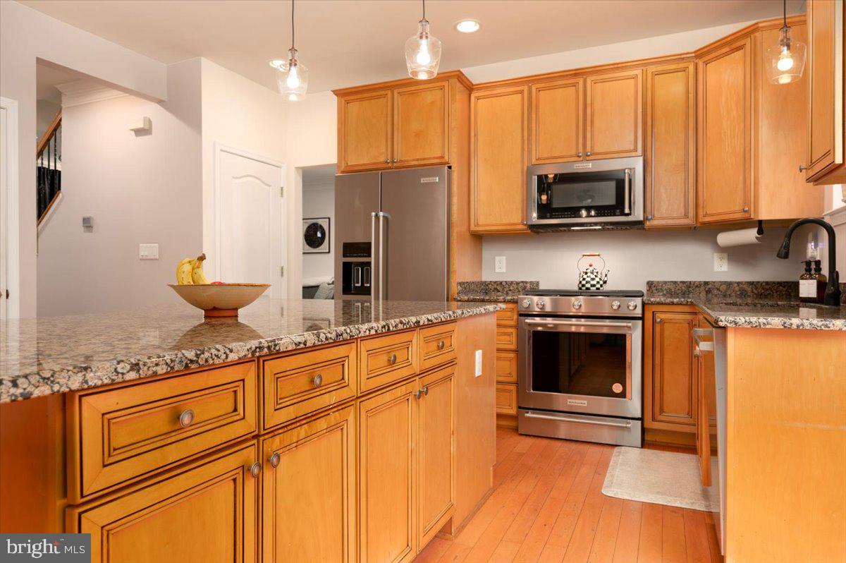 CARROLLTON MANOR - Residential