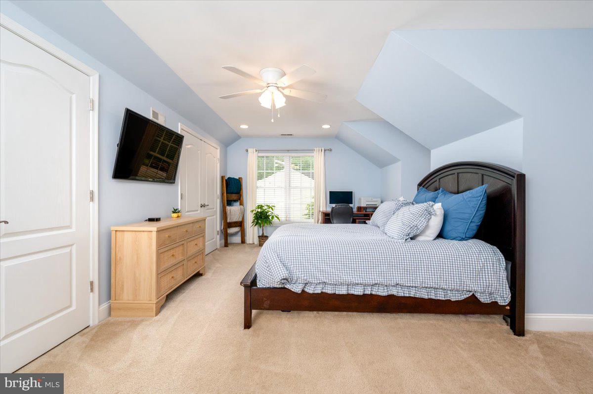 CARROLLTON MANOR - Residential