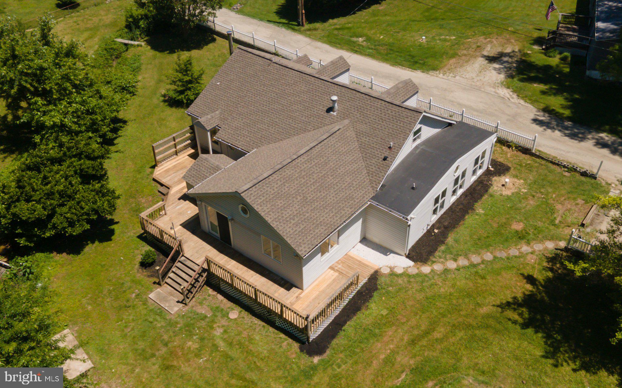 35 BUTTERFIELD LANE