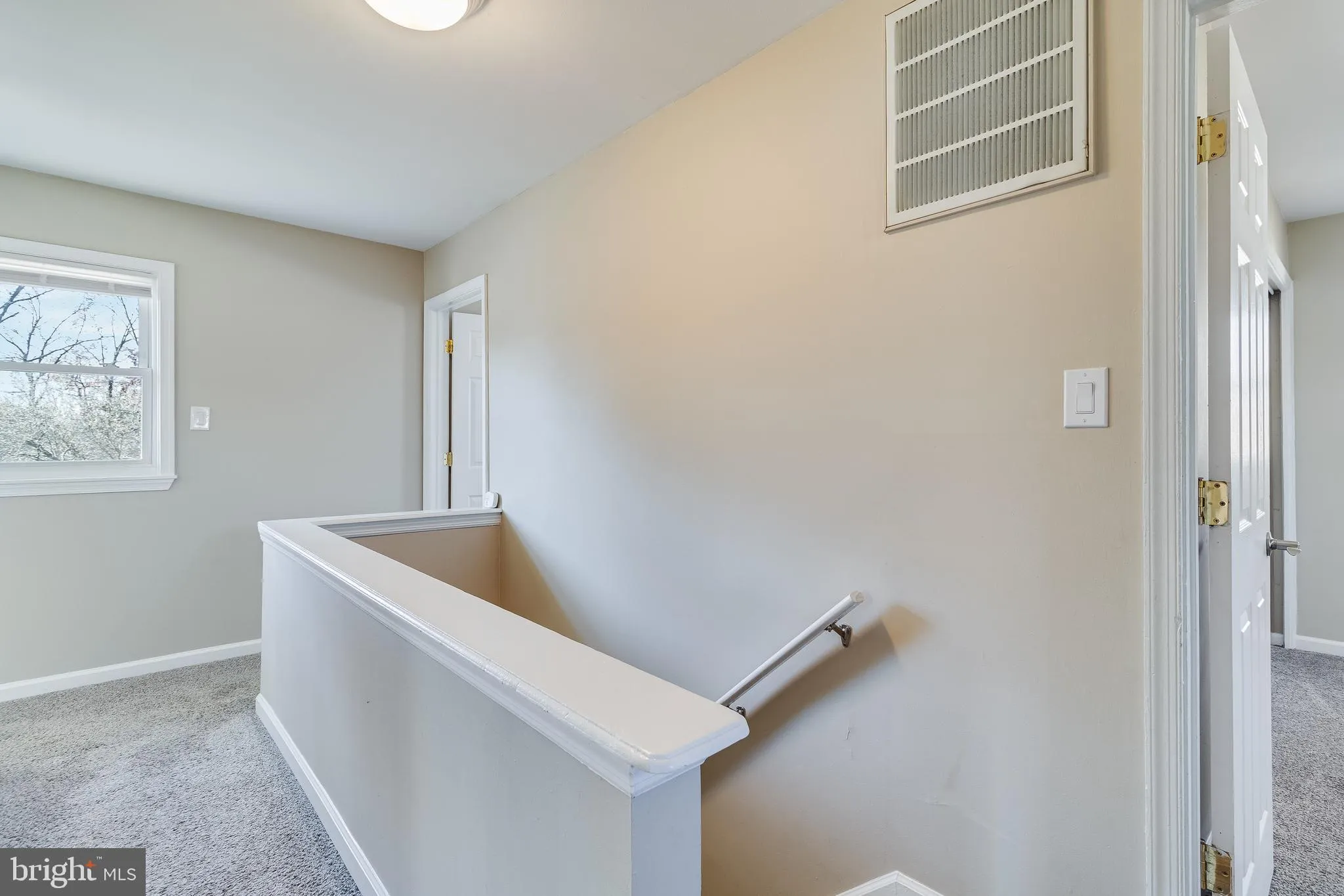 Waldorf, Maryland 20602, United States, 5 Bedrooms Bedrooms, ,3 BathroomsBathrooms,Residential,Contingent,7471