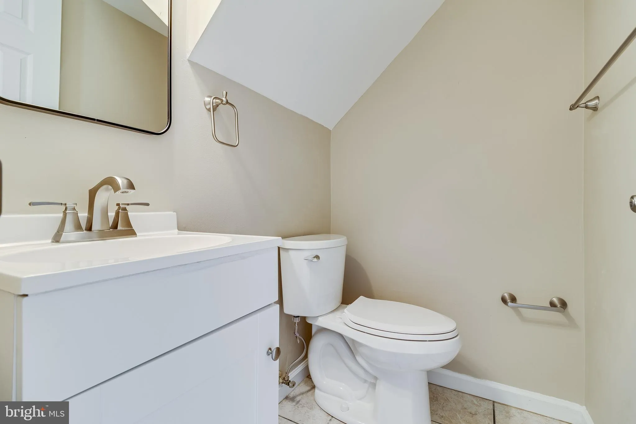 Waldorf, Maryland 20602, United States, 5 Bedrooms Bedrooms, ,3 BathroomsBathrooms,Residential,Contingent,7471