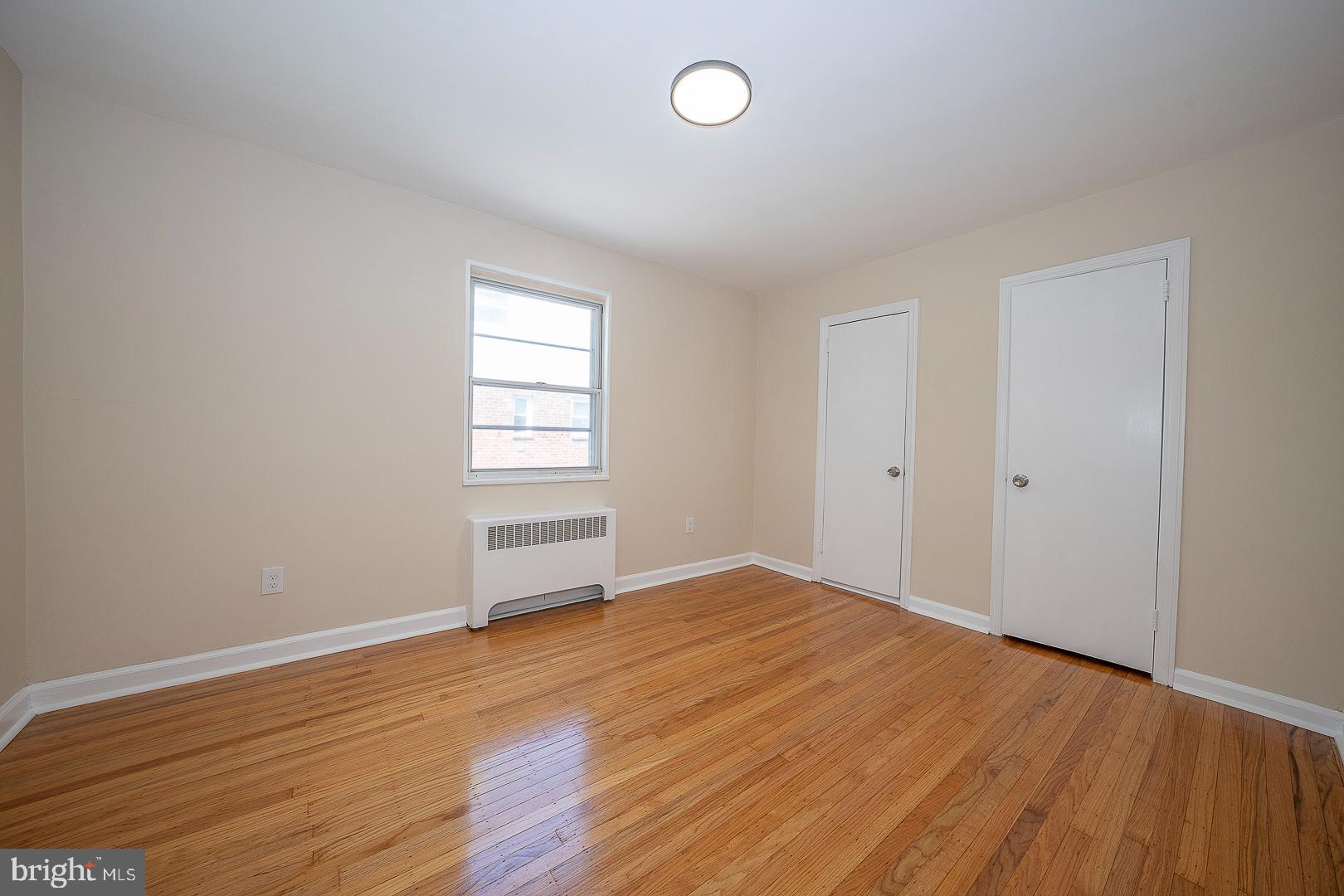 CLIFTON HEIGHTS - Residential