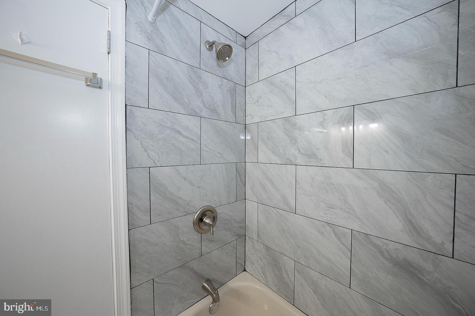 CLIFTON HEIGHTS - Residential