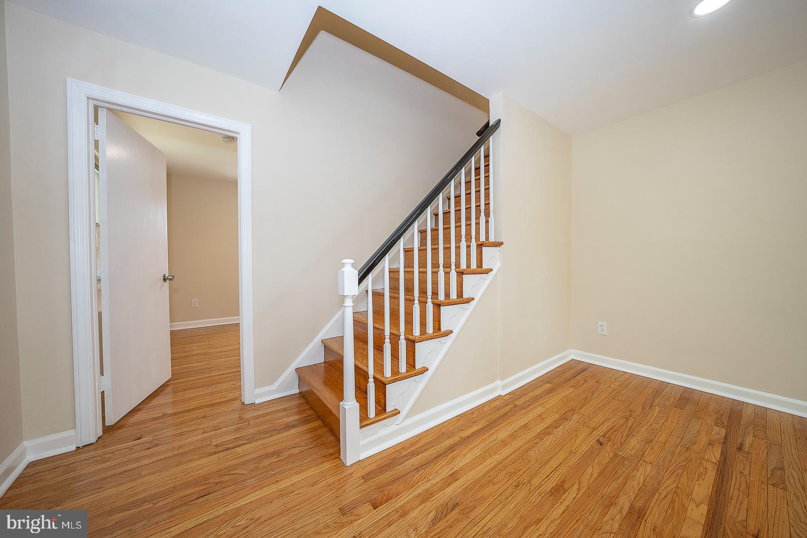 CLIFTON HEIGHTS - Residential