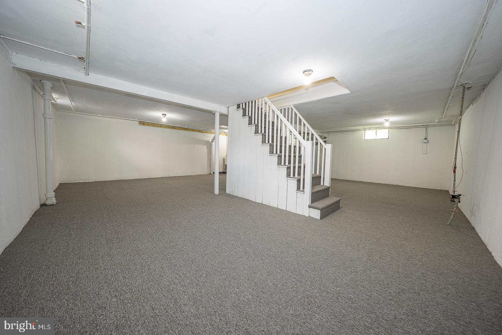 CLIFTON HEIGHTS - Residential