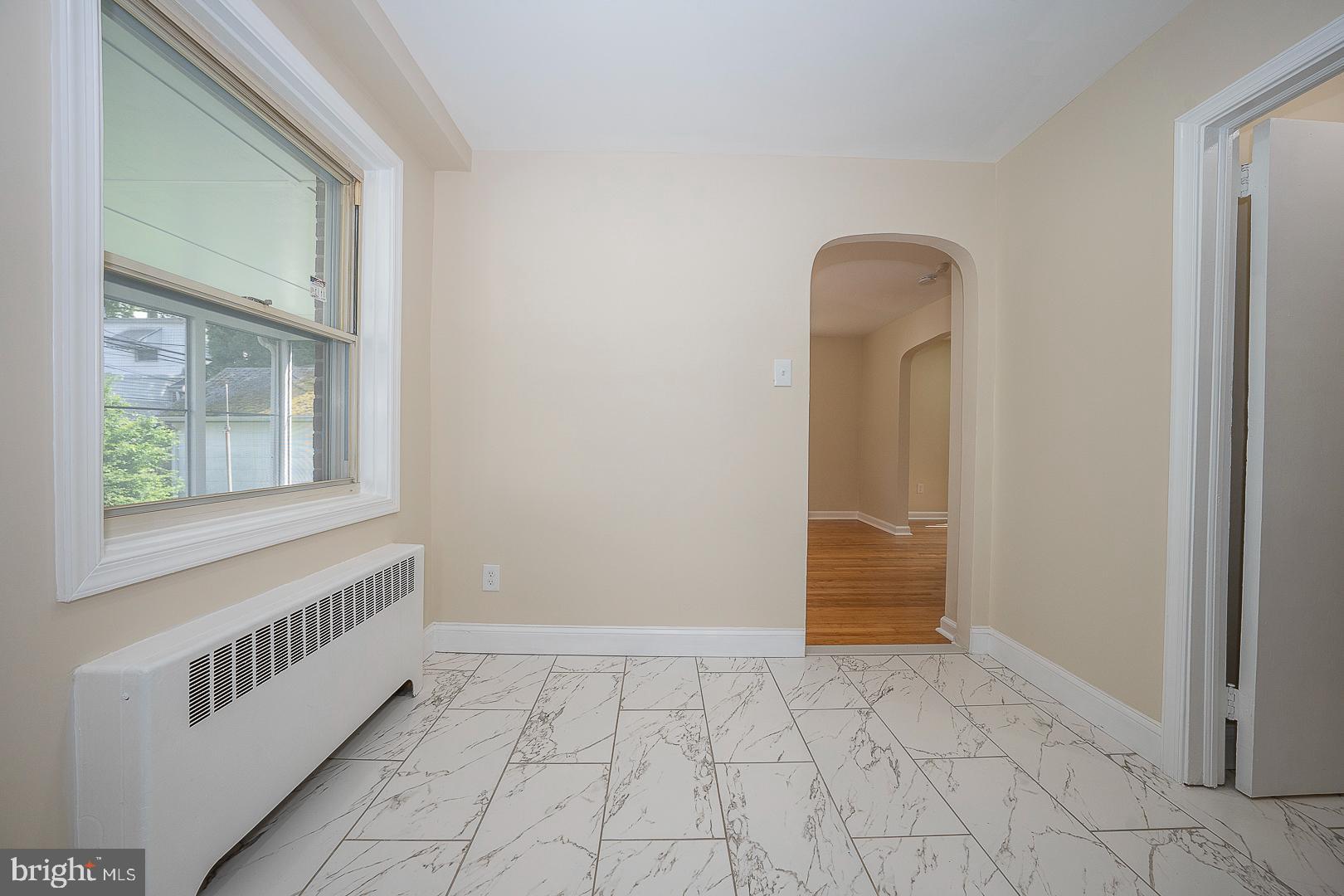 CLIFTON HEIGHTS - Residential