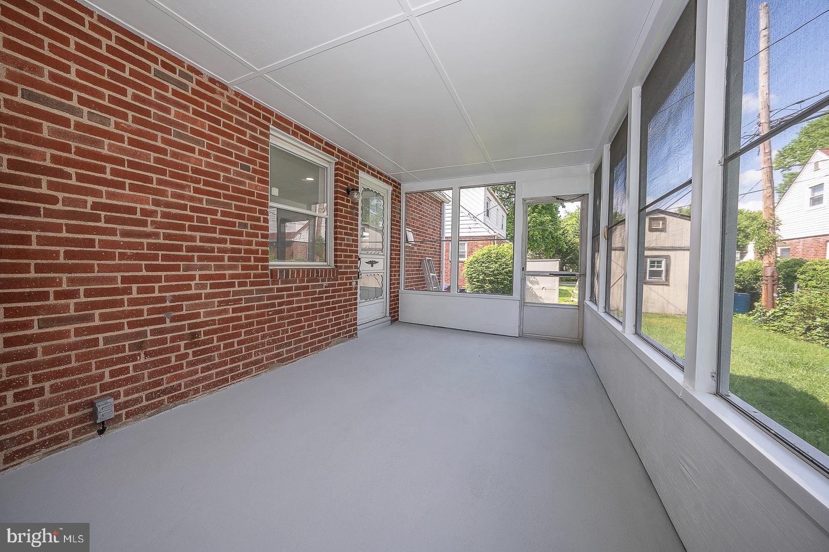 CLIFTON HEIGHTS - Residential