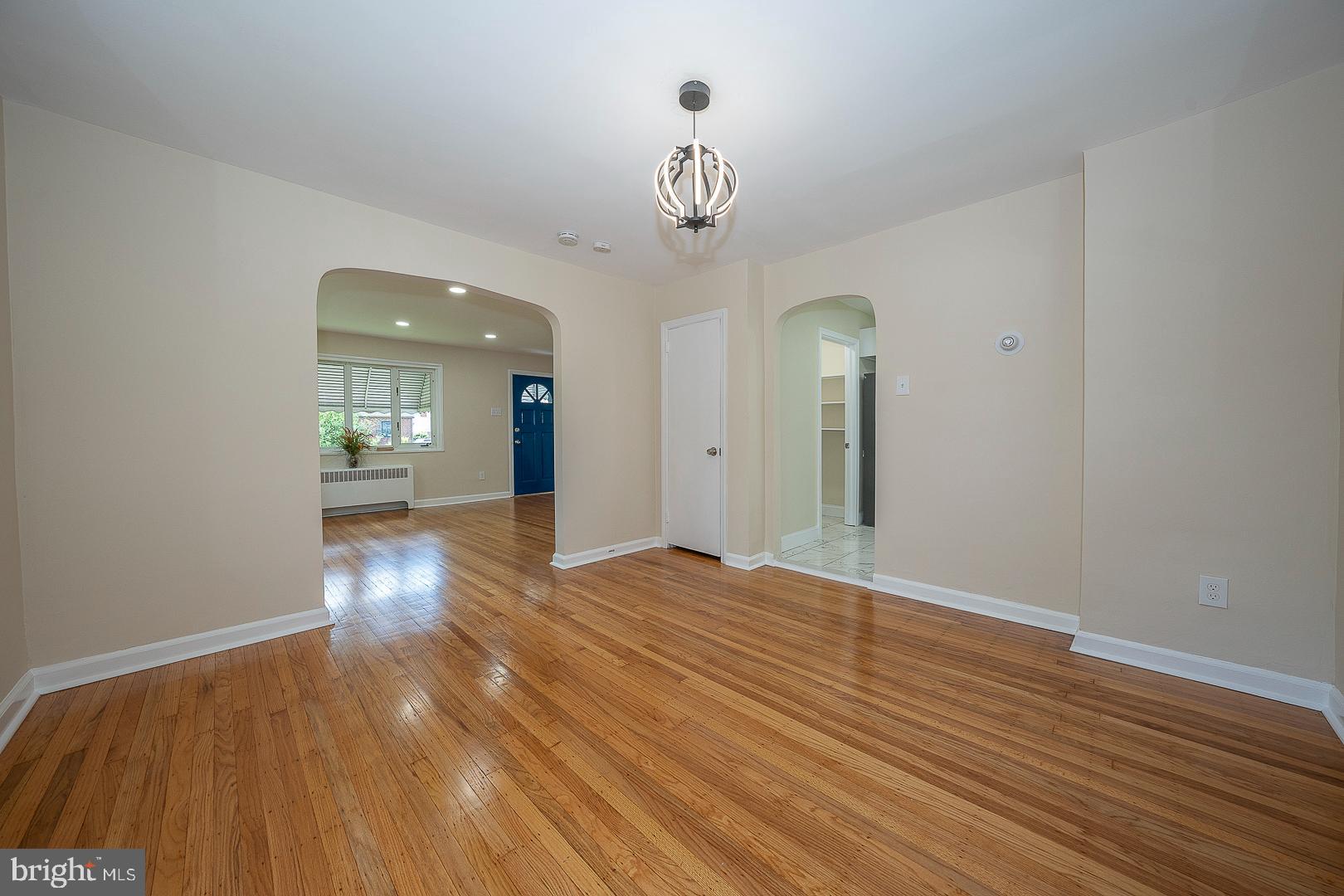 CLIFTON HEIGHTS - Residential