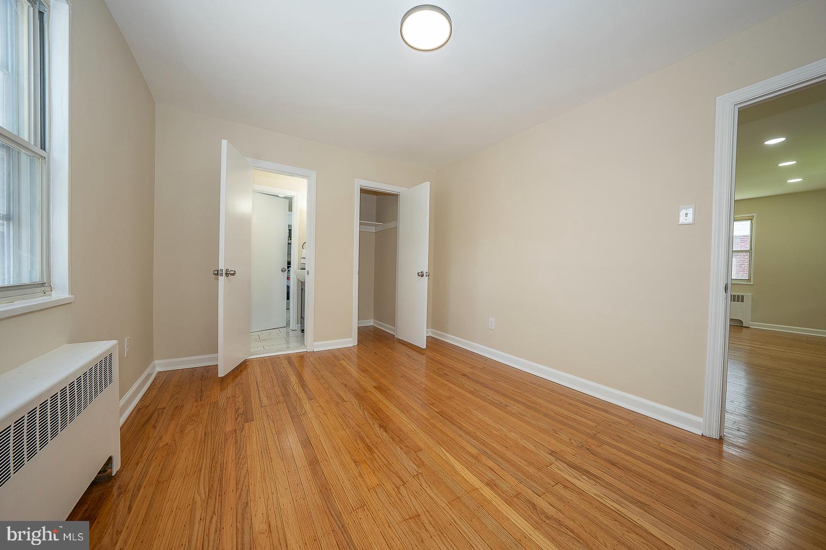 CLIFTON HEIGHTS - Residential