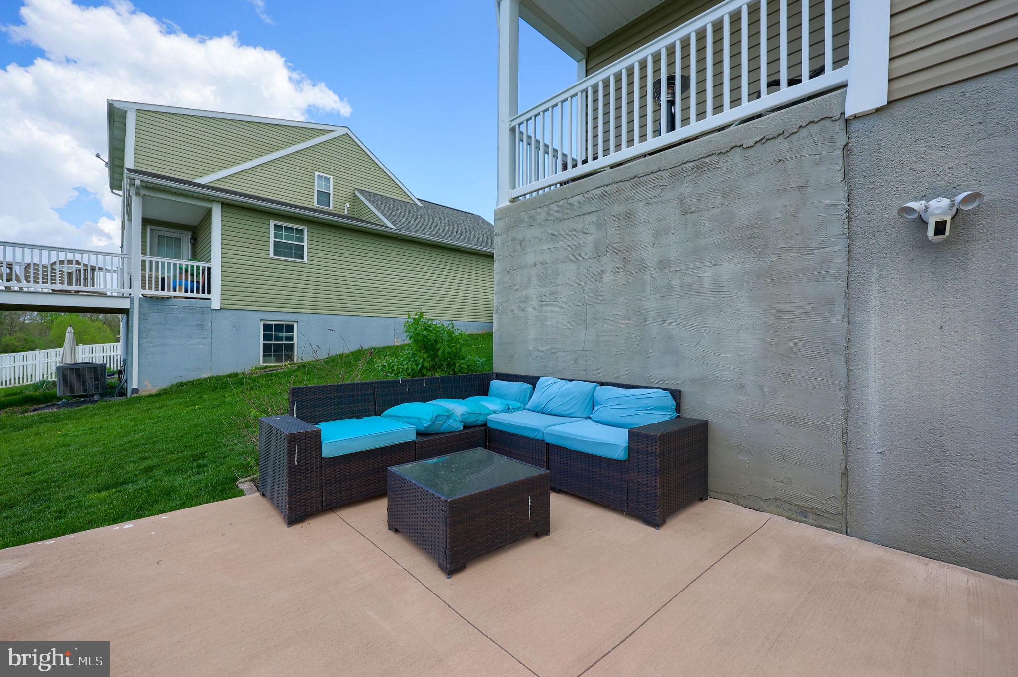 CREEK HILL - Residential