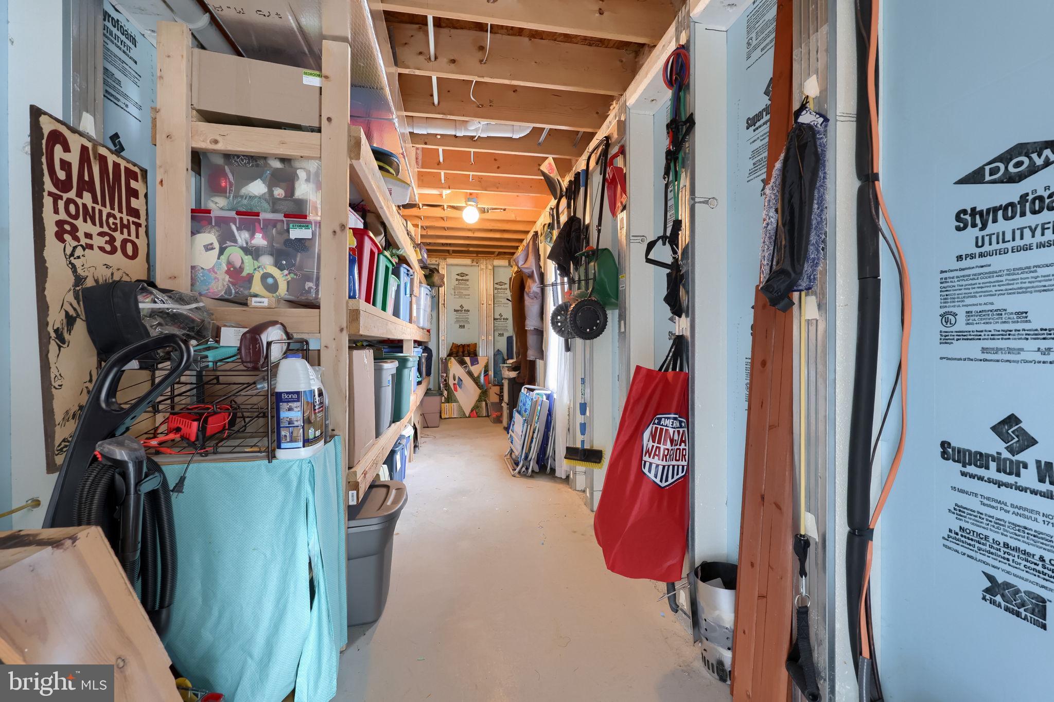 CREEK HILL - Residential